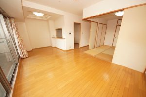 枚方市伊加賀西町　中古マンション