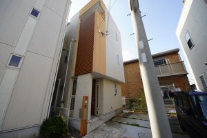 寝屋川市豊野町　中古戸建